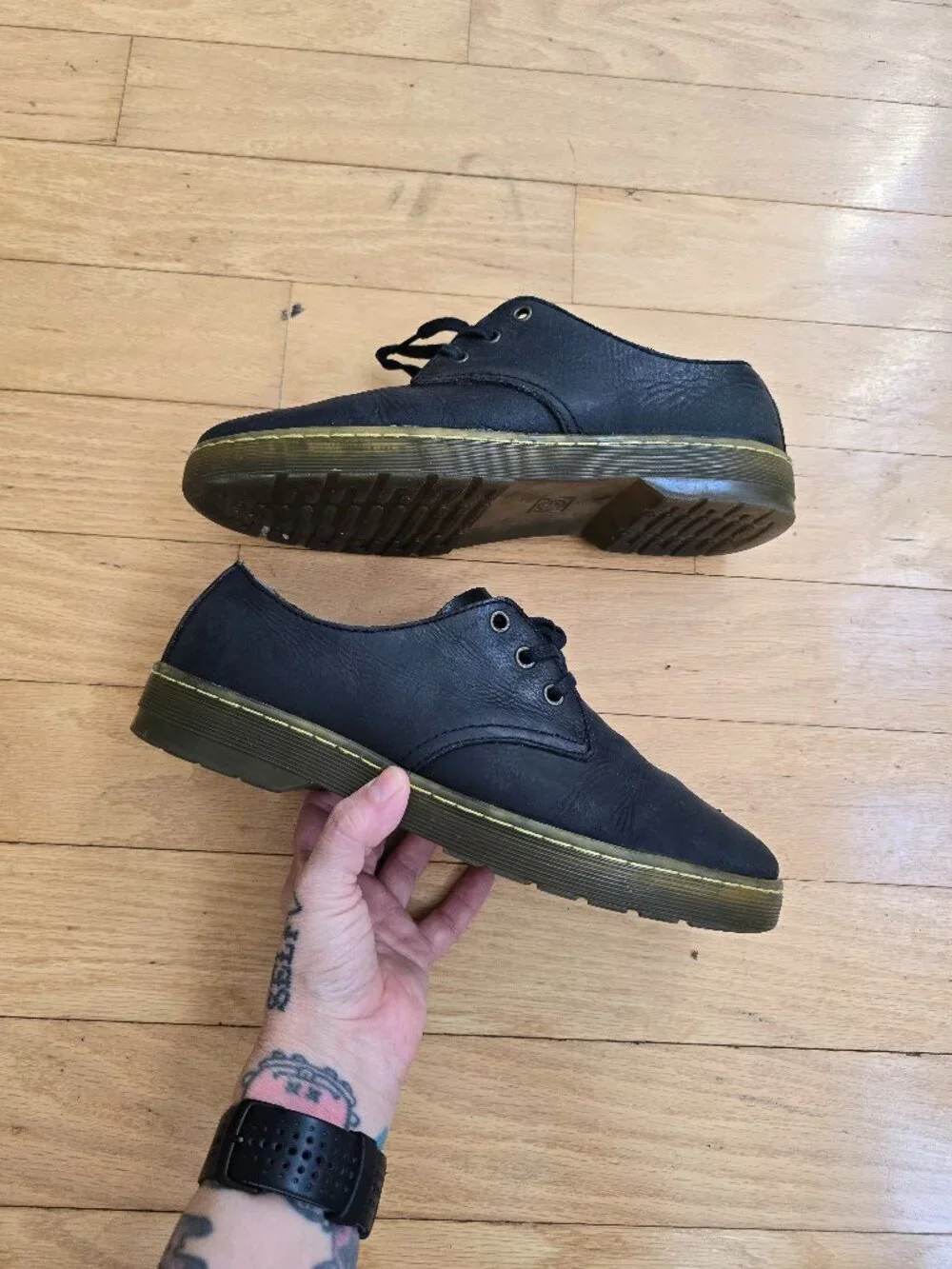 Dr. Martens | Coronado black leather classic Oxford shoes | MENS 9